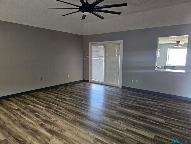 Building Photo - 3705 Ben Crenshaw Cir