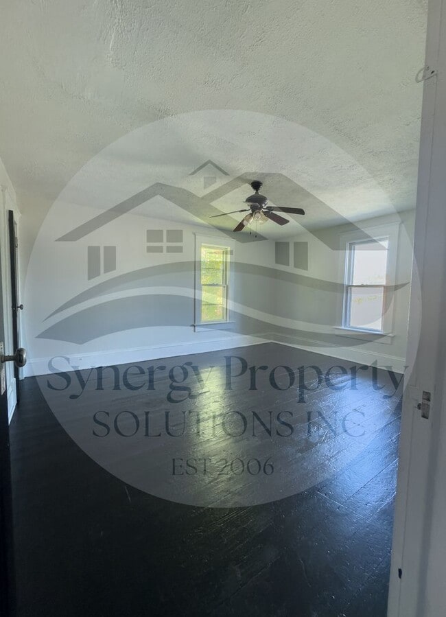 Building Photo - Madison Home on 1.35 Acres Available Now