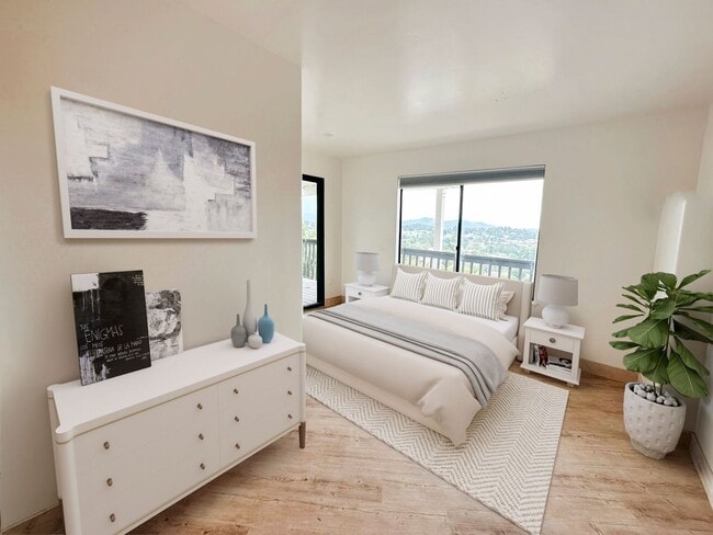 Building Photo - Newly Upgraded 3 Bedroom Home with Stunning Views - Your Oasis in Escondido!