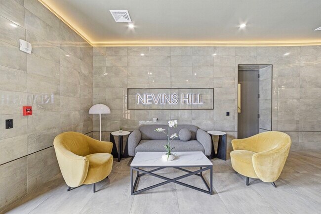 Building Photo - 1 Nevins Hl Wy