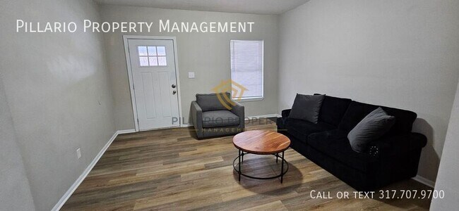 Building Photo - 933 N Dearborn St