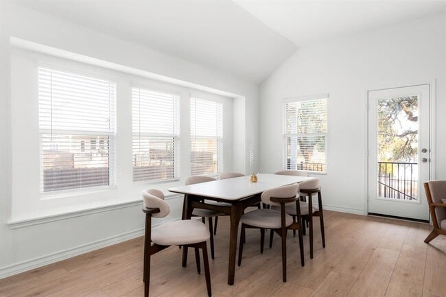 Building Photo - 4264 Hill House Ln