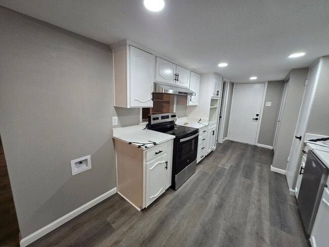 Building Photo - 2012 Ebbtide Ln