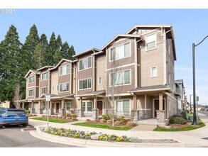 Building Photo - 7989 NE Heiser St