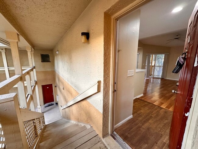 Building Photo - 4871 Via Palm Lakes Via