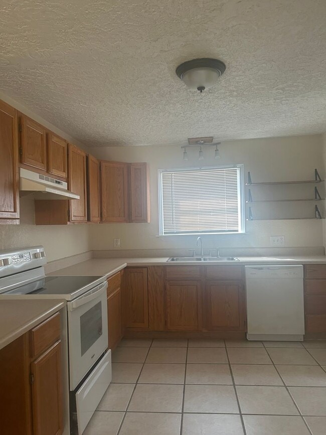 Building Photo - 1503 NW 18th St