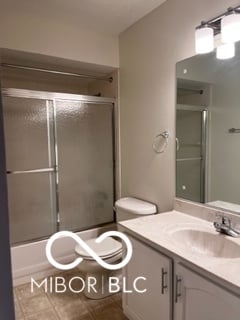 Building Photo - 5522 Greenview Dr