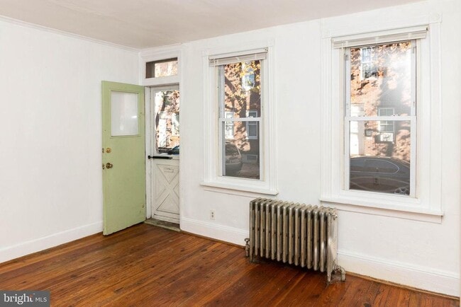 Building Photo - 2842 Cantrell St