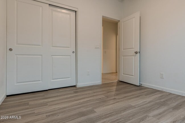 Building Photo - 9210 W Willow Bend Ln