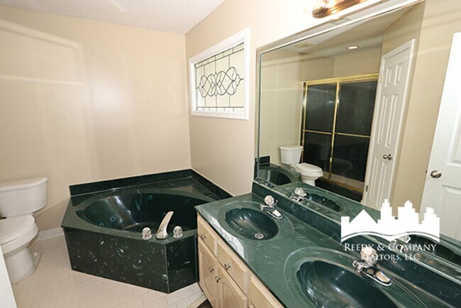 Building Photo - 2189 Rocky Stream Dr