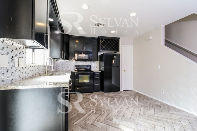 Building Photo - Coming HOME never felt so good!