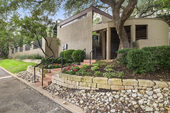 Building Photo - 1707 Spyglass Dr