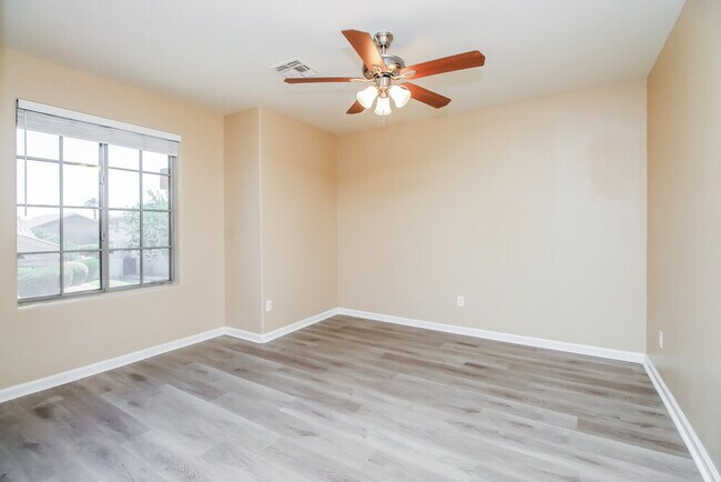 Building Photo - 1668 S Quartz St