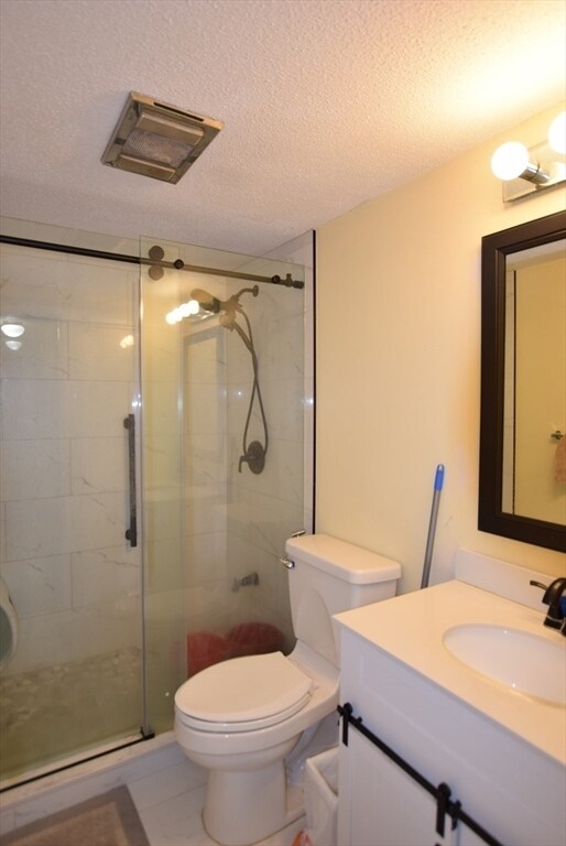 Building Photo - 255 North Rd