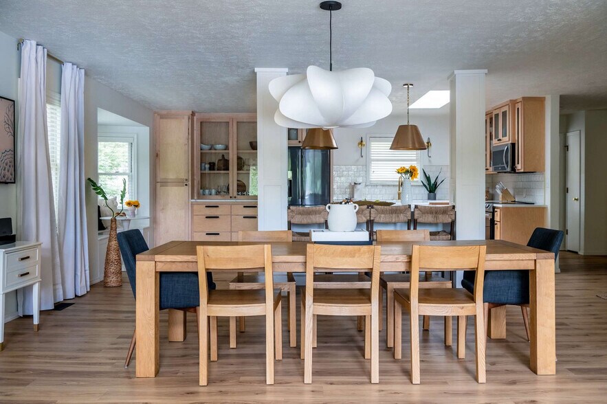 Building Photo - 38 Swanage Dr