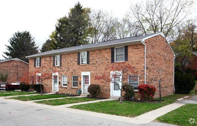 Building Photo - Madison Court Apartments