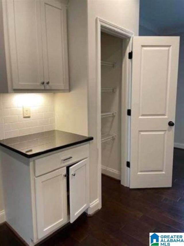 Building Photo - 4207 Lennox Dr