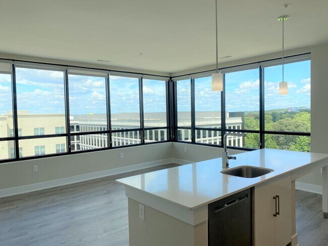 Building Photo - Gorgeous 2 Bedroom Condo in Oxon Hill!