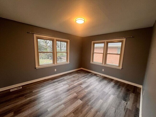 Building Photo - 2224 Fair Park Blvd