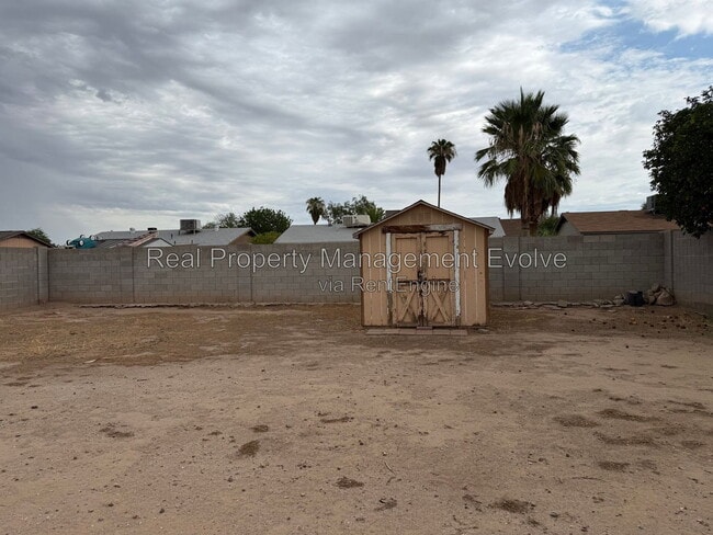 Building Photo - 9248 W Mescal St