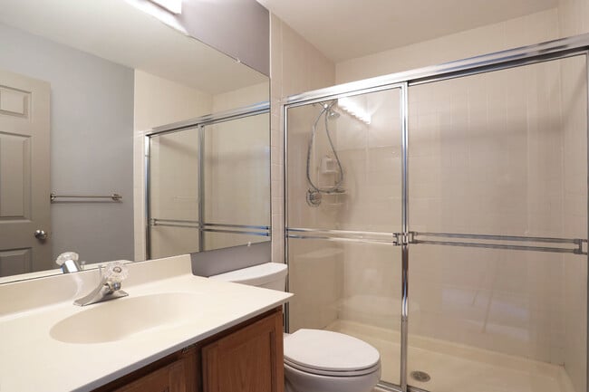 Building Photo - 966 N Auburn Woods Dr