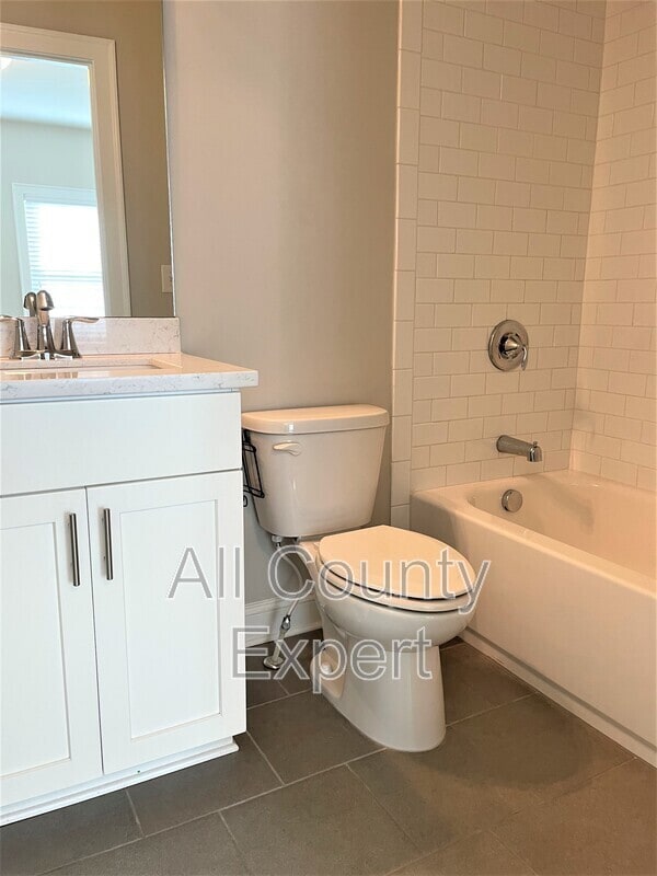 Building Photo - 113 Laurel Crst Aly