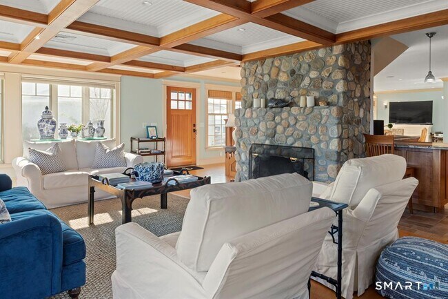 Building Photo - 4 Point Rd