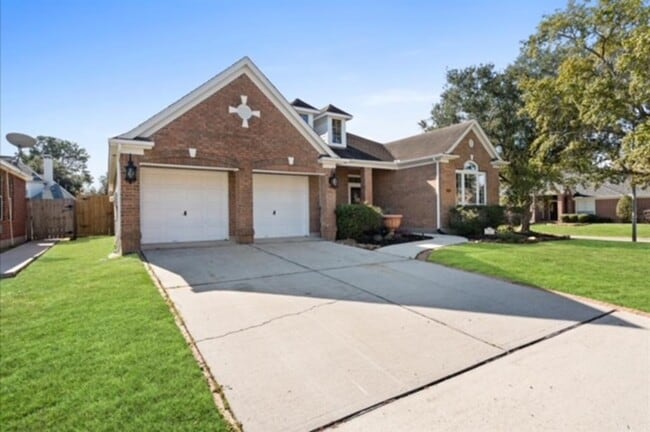 Building Photo - 7103 Hot Creek Trc