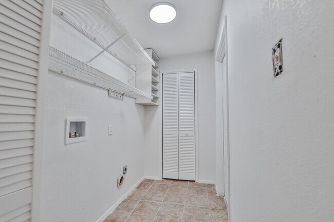 Building Photo - 2727 66th St