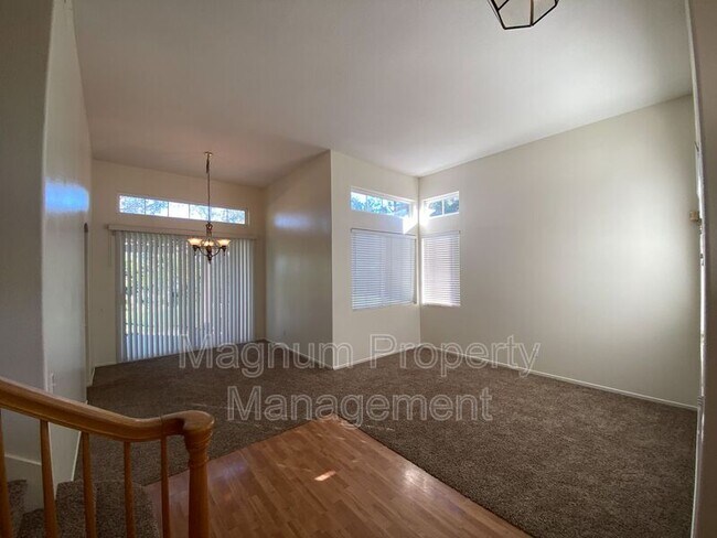 Building Photo - 32405 Corte Palacio