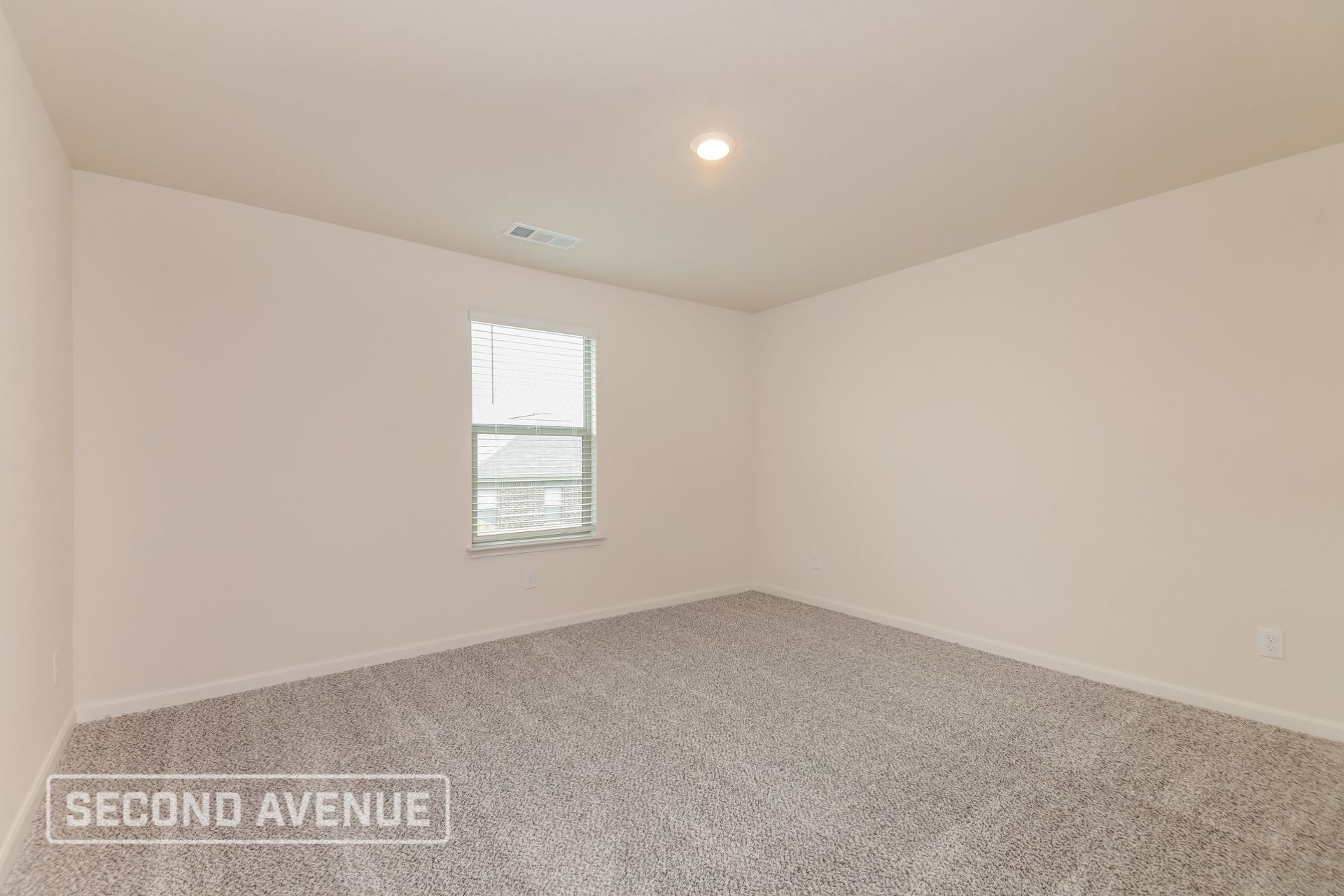 Building Photo - 841 Serena Dr