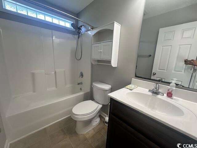 Building Photo - 811 Green Derby Ct