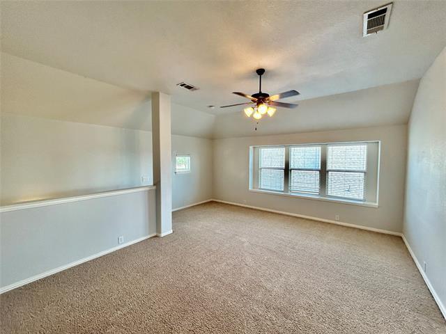 Building Photo - 511 Carnation Ln