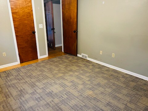 Building Photo - 635 Van Alstyne Rd