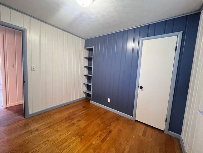 Building Photo - Byron Center Schools - Ranch Style Home!