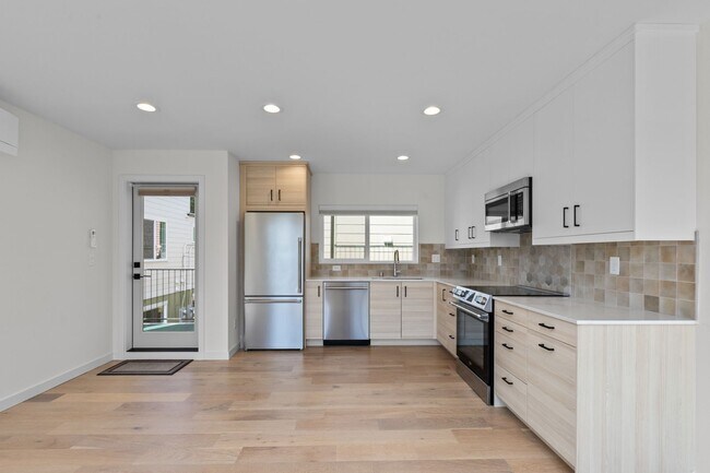 Building Photo - 8332 26th Ave NW