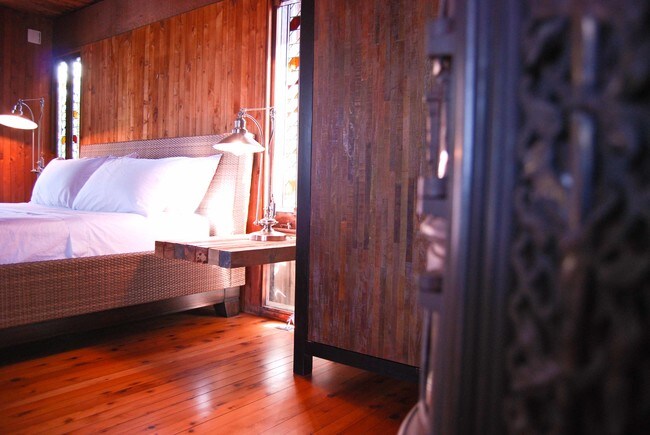 Building Photo - 341 Harbor View Ave