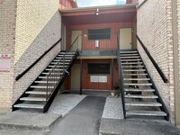 Building Photo - 8909 Parkfield Dr