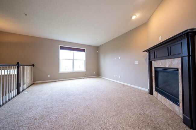 Building Photo - 9643 Scott Ln