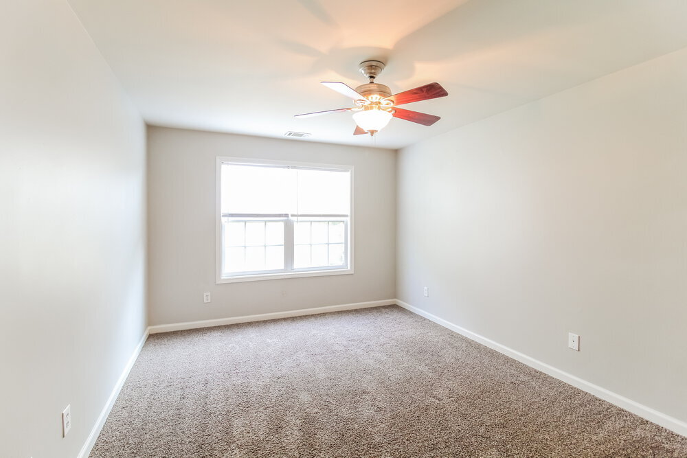 Building Photo - 44 Creek View Ct