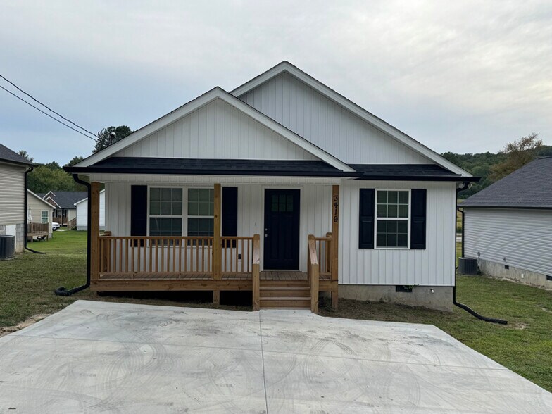 Primary Photo - 3419 Reed Rd