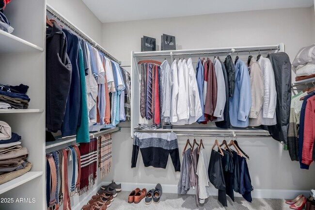 Building Photo - 11353 N Luckenbach St