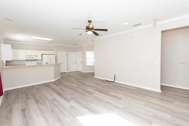 Building Photo - 4712 NW 80th Rd