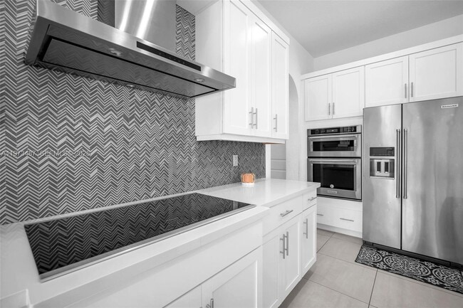 Building Photo - 1052 SW 113th Way