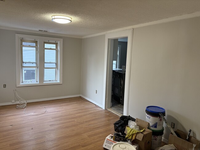 Building Photo - 77 Wolcott St