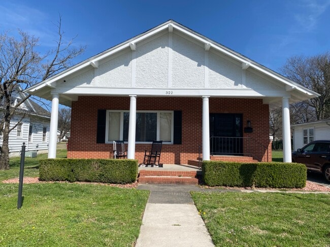 Building Photo - 322 N New Madrid St