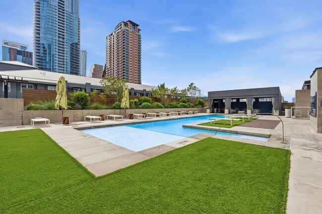Building Photo - 210 Lavaca St