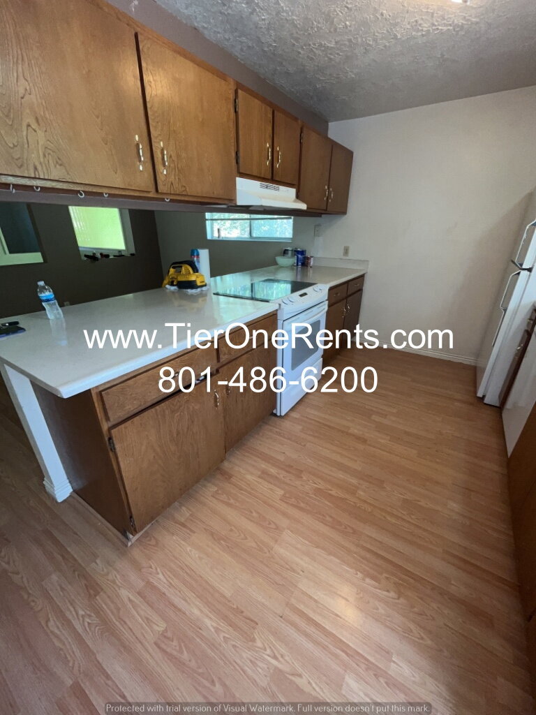 Building Photo - NO DEPOSIT option available for qualified renters!