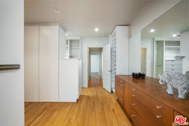 Building Photo - 2209 Pearl St