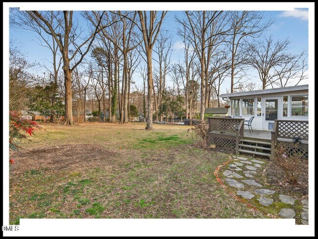 Building Photo - 5008 Autumn Dr